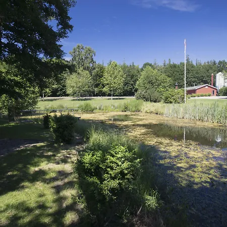 Fjelsted Skov & Konference מלון