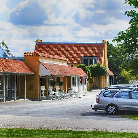 Fjelsted Skov & Konference 3*